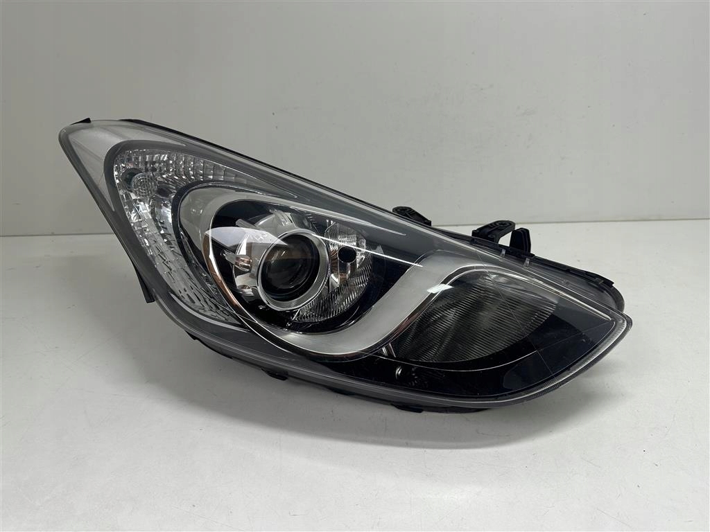 фото №1, Hyundai i30 i 30 12-16r. правая лампа с подсветкой org