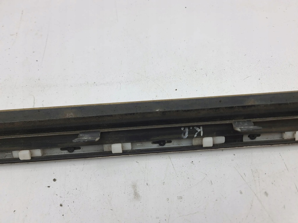 фото №12, Audi a6 allroad c5 2004 ліва сторона молдинг двері передніх