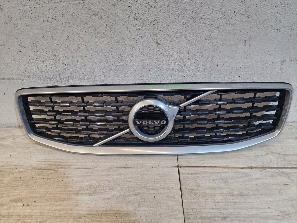 фото №1, Volvo v60 ii s60 iii r-design решётка радиатора решётка радиатора радиатора 2018-2022
