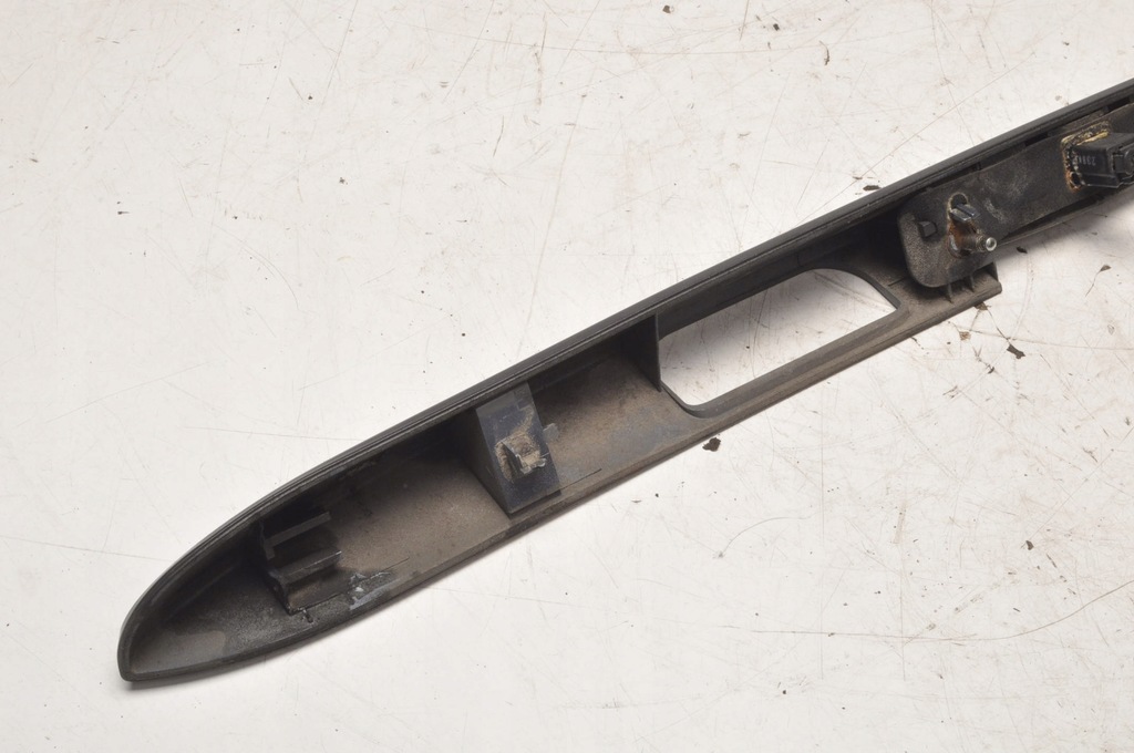 фото №8, Peugeot 307 kombi накладка молдинг крышки 9638615777