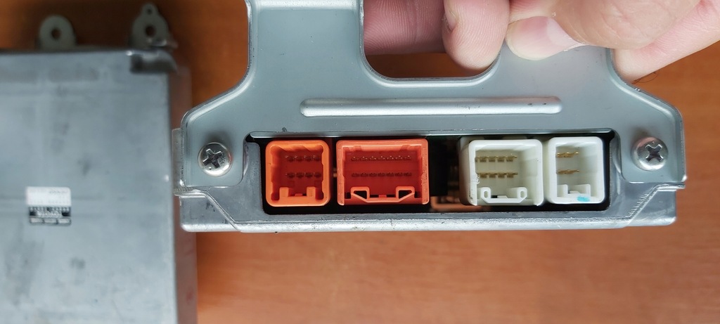 фото №3, Lexus rx400h ii модуль блок управления аккумулятора 89892-48010