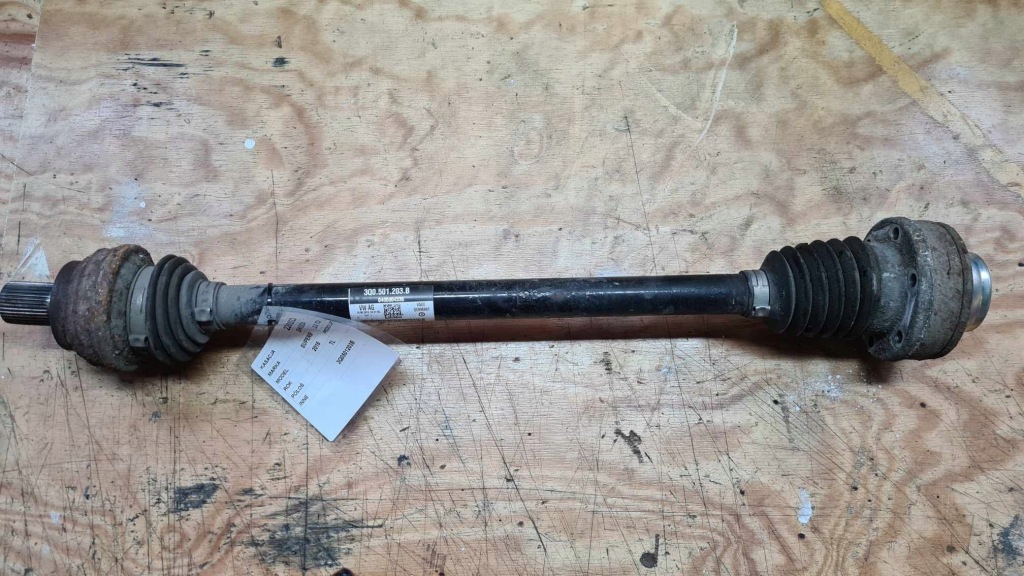 фото №1, Skoda superb b8 3v приводной вал задняя 3q0501203b