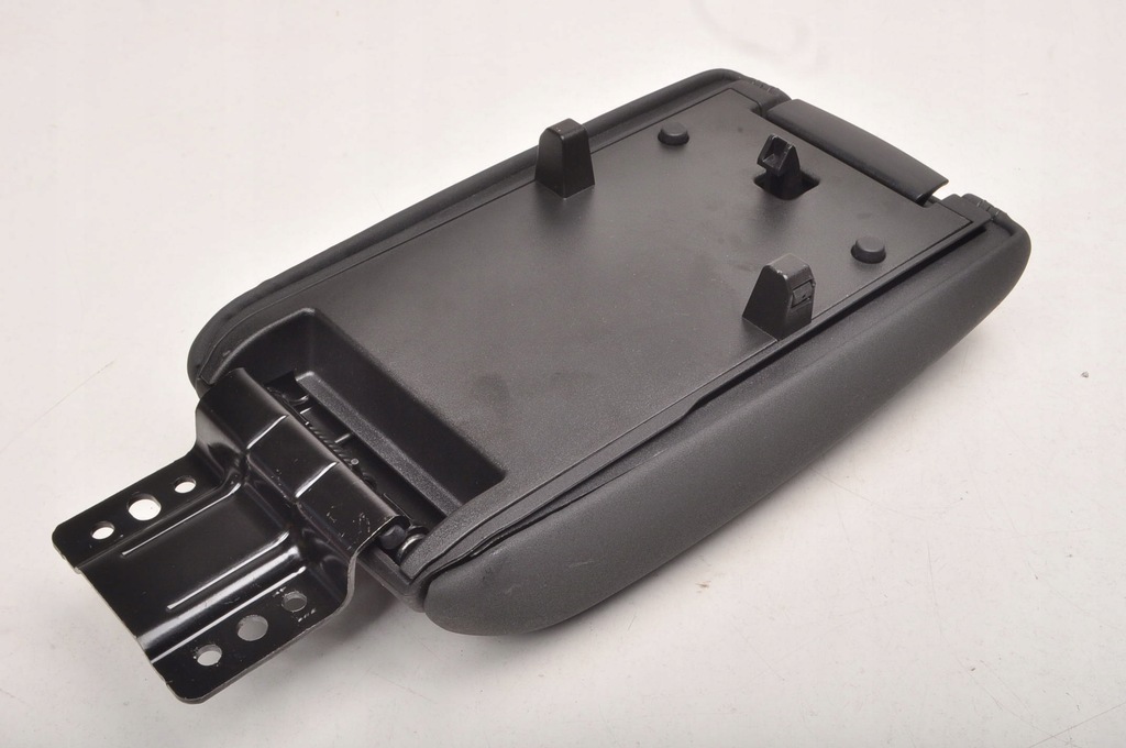 фото №8, Alfa romeo tonale подлокотник 01561695900