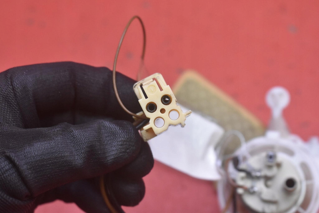 Насос помпа топлива a2c53248269 bmw f01 f02 4.4 v8 407 km 08-12 с Разборки