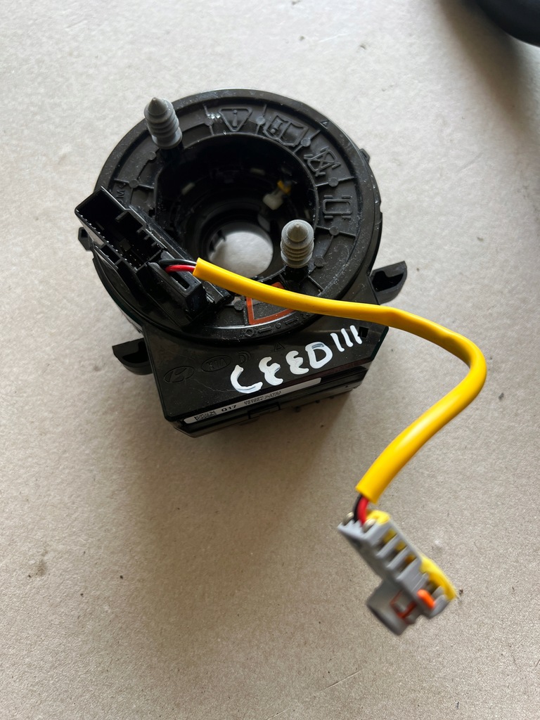 фото №11, Hyundai i30 iii kia ceed iii 17- лента pod руль шлейф