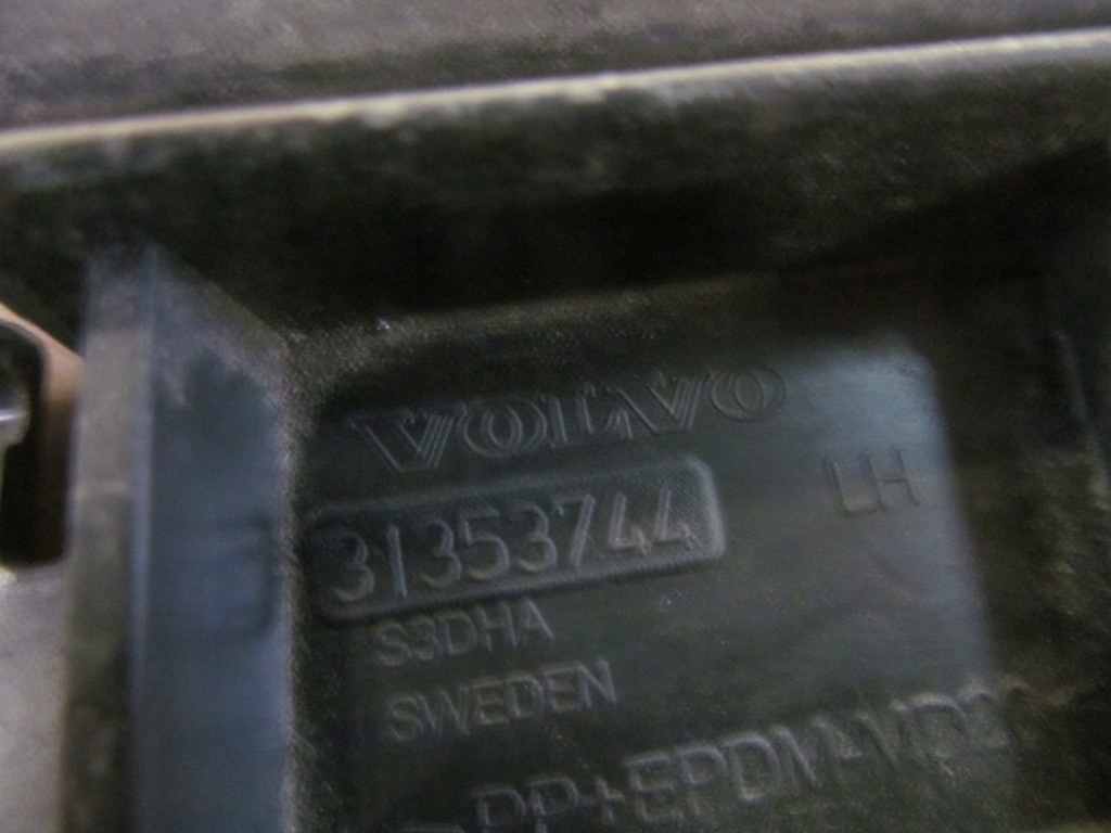 фото №6, Volvo xc90 07-14 напрямна лівий бампера заднього c307