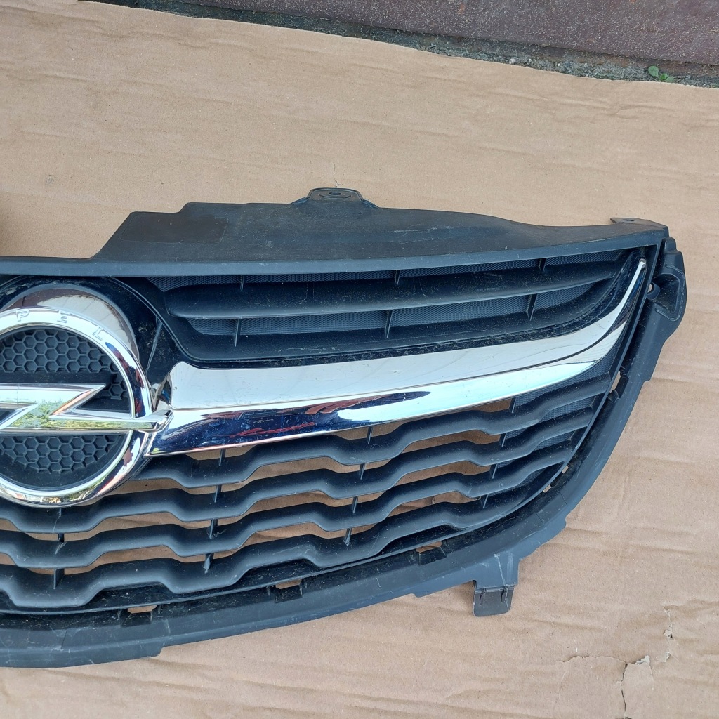 Решётка радиатора решётка радиатора opel karl 2015-2019r 94514486 Недорого