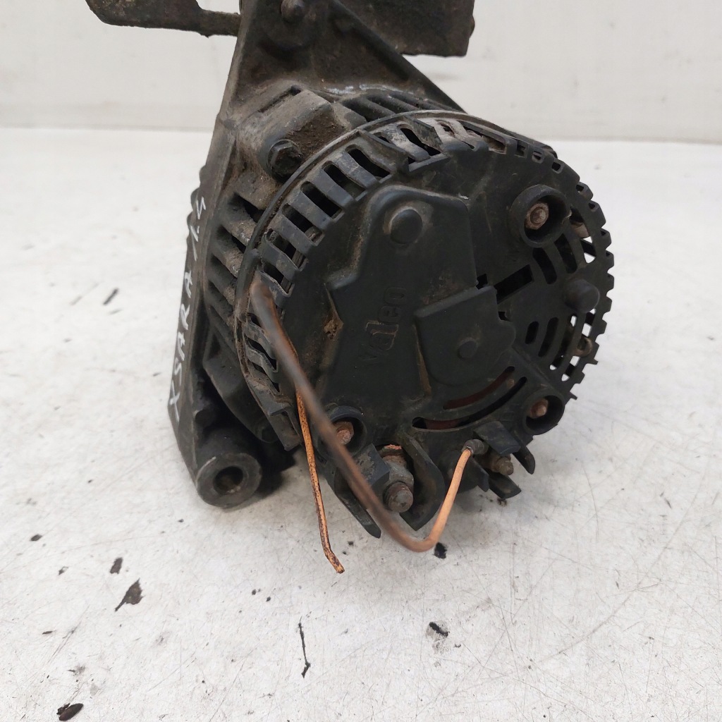 фото №4, Citroen xsara 1,4 генератор valeo 2541763d