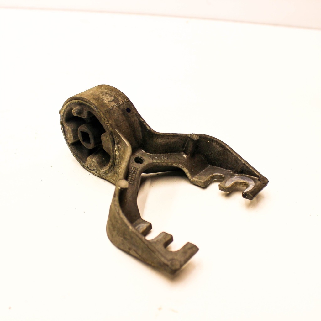 фото №1, Ford escape iii 2017 кронштейн / кронштейн глушителя