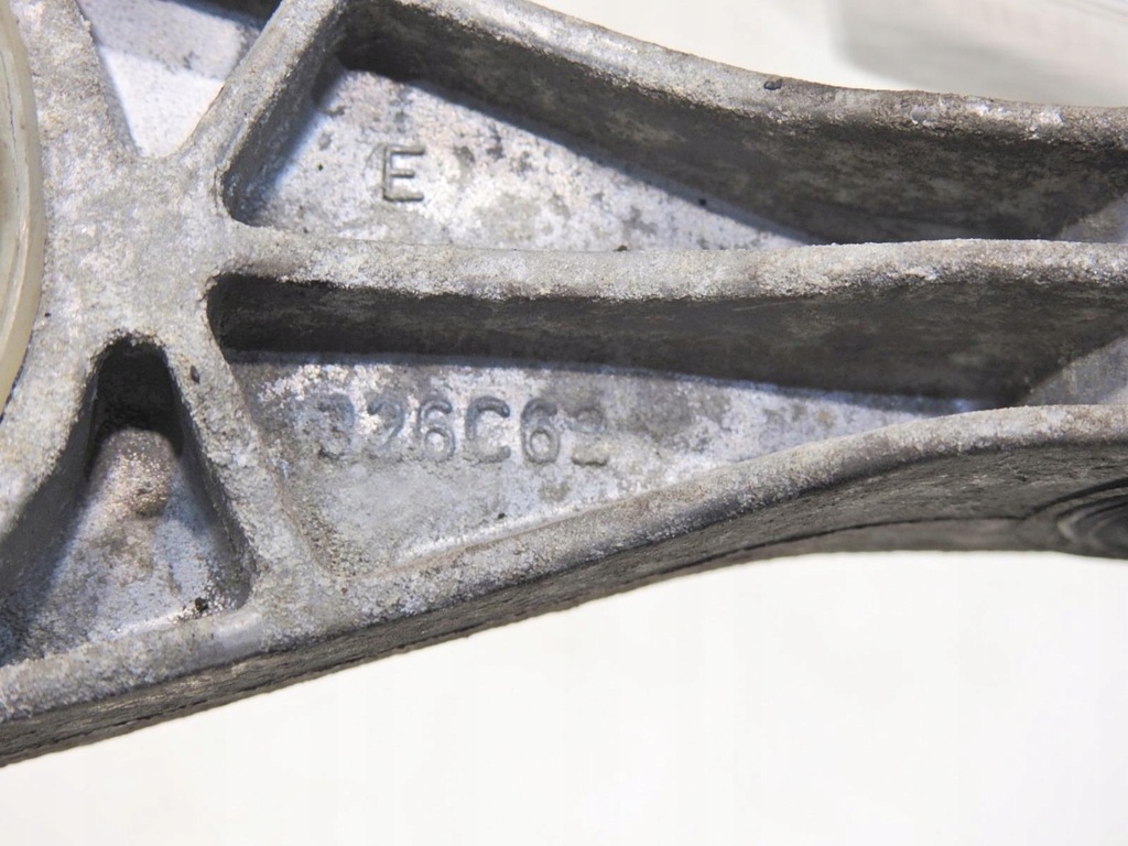 фото №5, Кронштейн подушка двигателя nissan nv200 1.5 dci