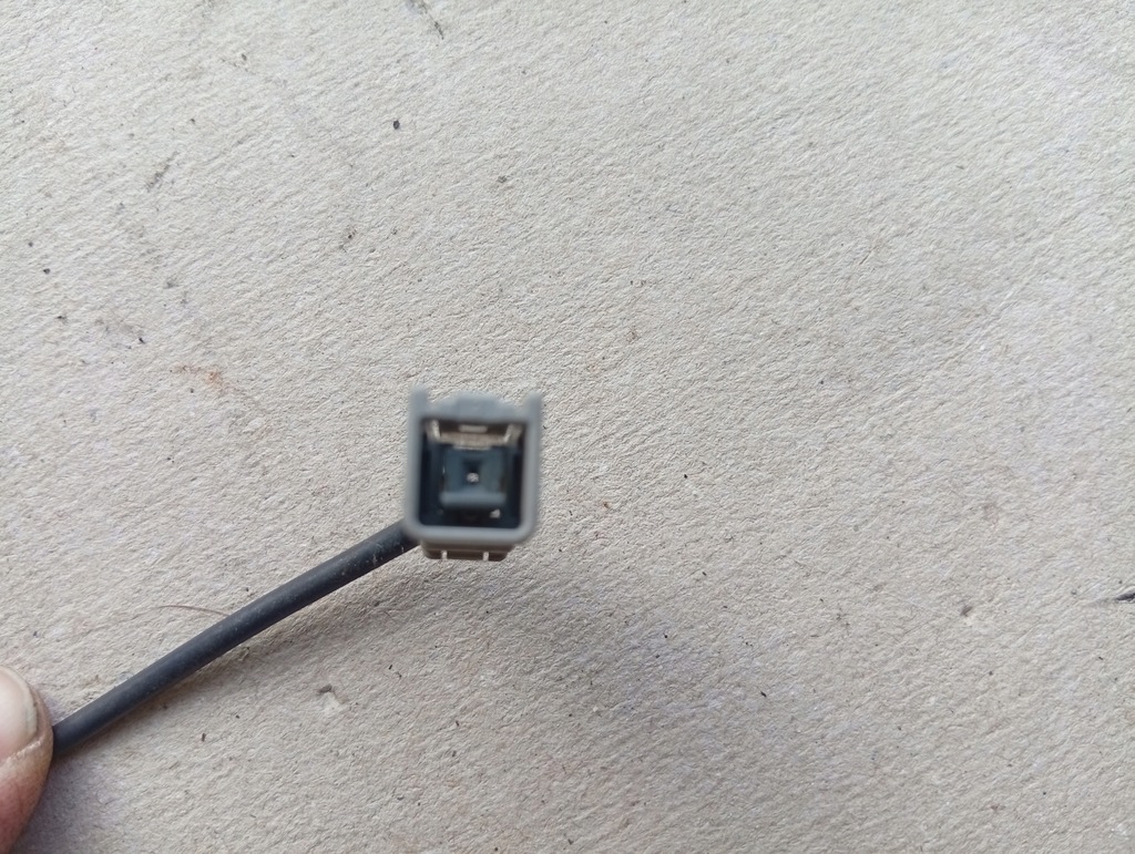 фото №9, Toyota corolla previa rav4 avensis verso avalon lexu антенна gps 08663-00811