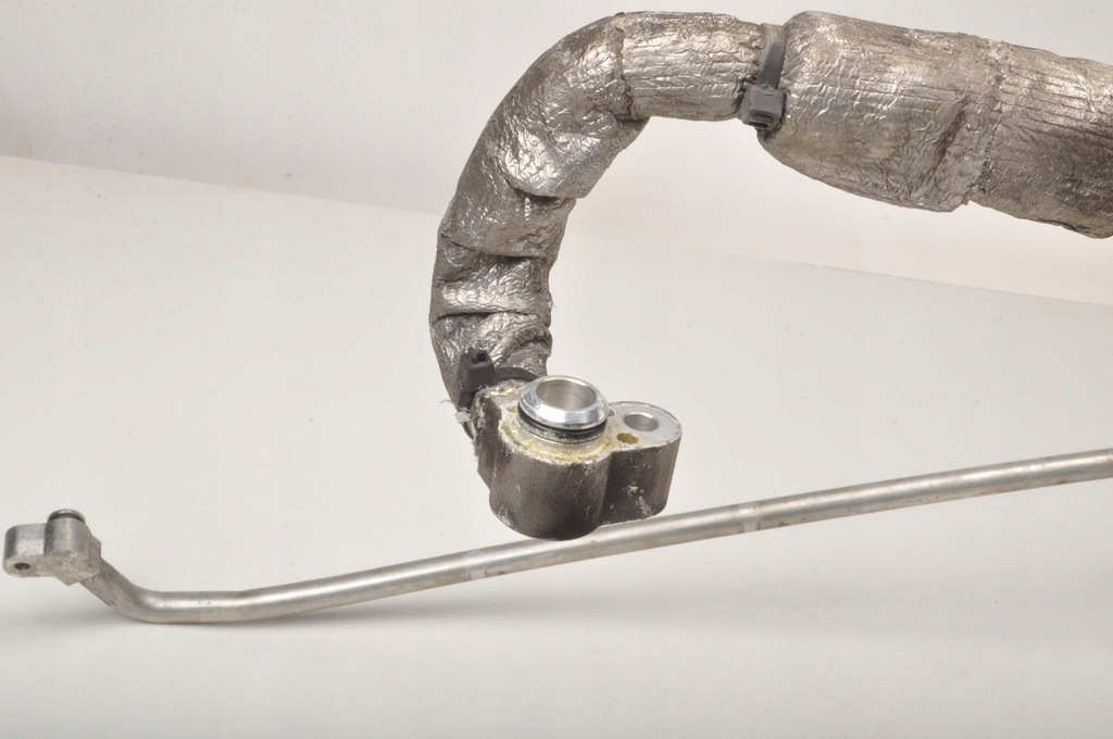 фото №5, Aston martin db9 6.0 шланг кондиционера