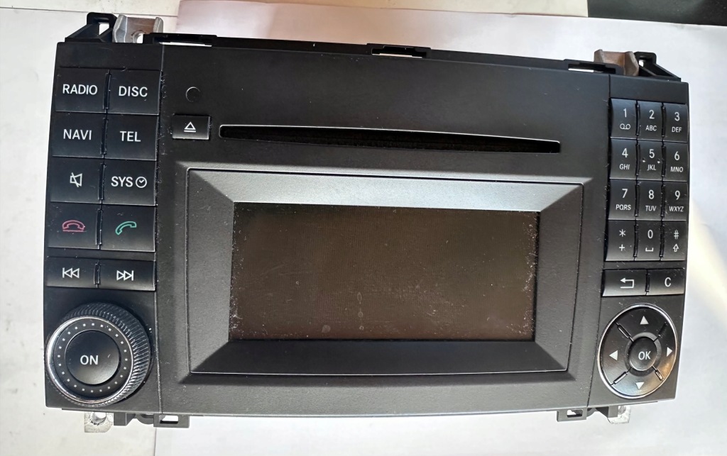 Mercedes b klasa w245 рестайлинг  радио навигация малый orygin mercedes + bluetooth Доставка