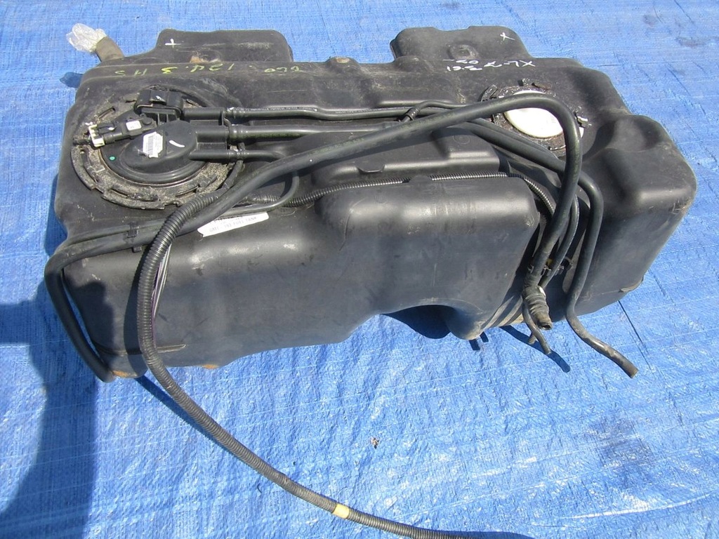 фото №10, Suzuki xl7 3.6i 2007 бак топлива bak