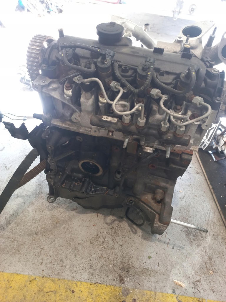 фото №1, Двигатель kompletny блок двигателя k9kd605 renault captur i 1.5 dci