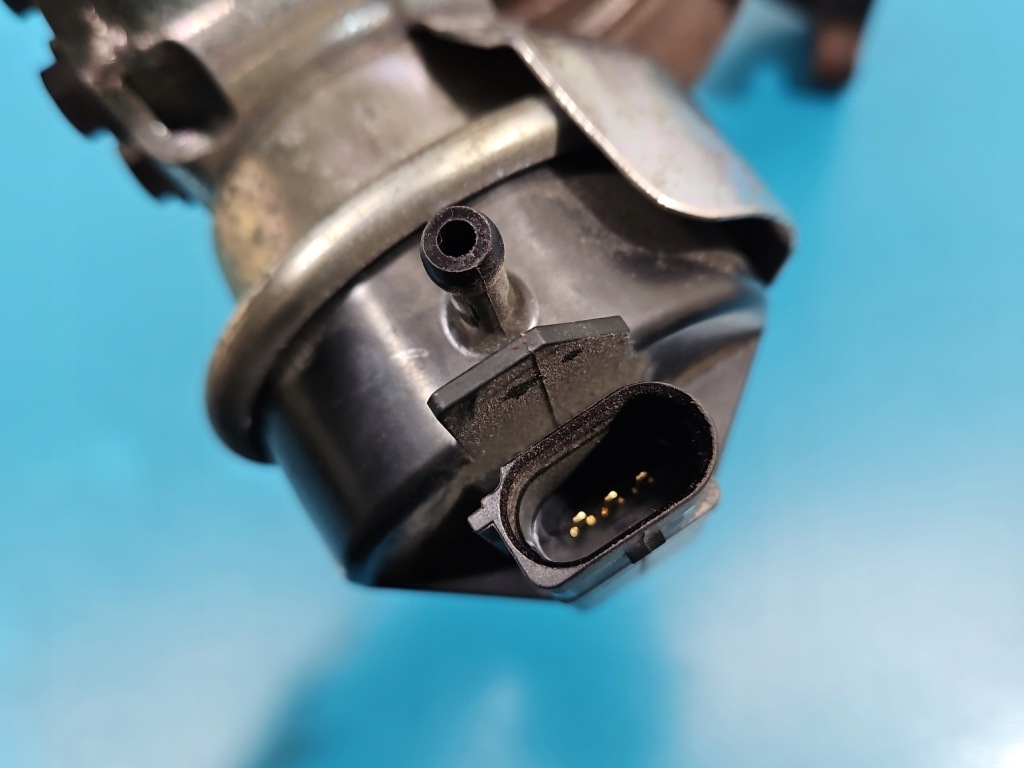 Турбонагнетатель skoda fabia 3 40006076 bm65a 1.4 tdi 105km 2015r Доставка