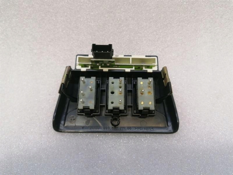 Porsche 911 993 switch блок 99363227100 Оригінал