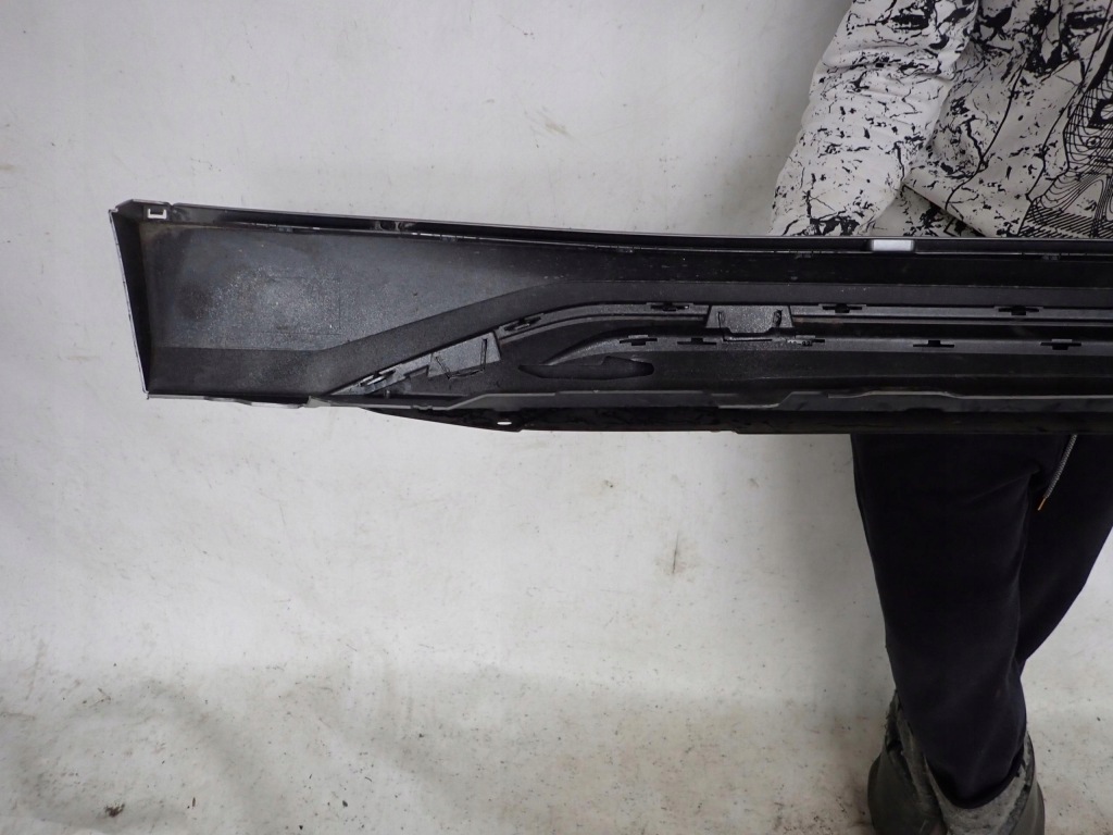 Bmw x1 u11 m-pakiet 22- поріг накладка поріг ліва 5a01681 Доставка