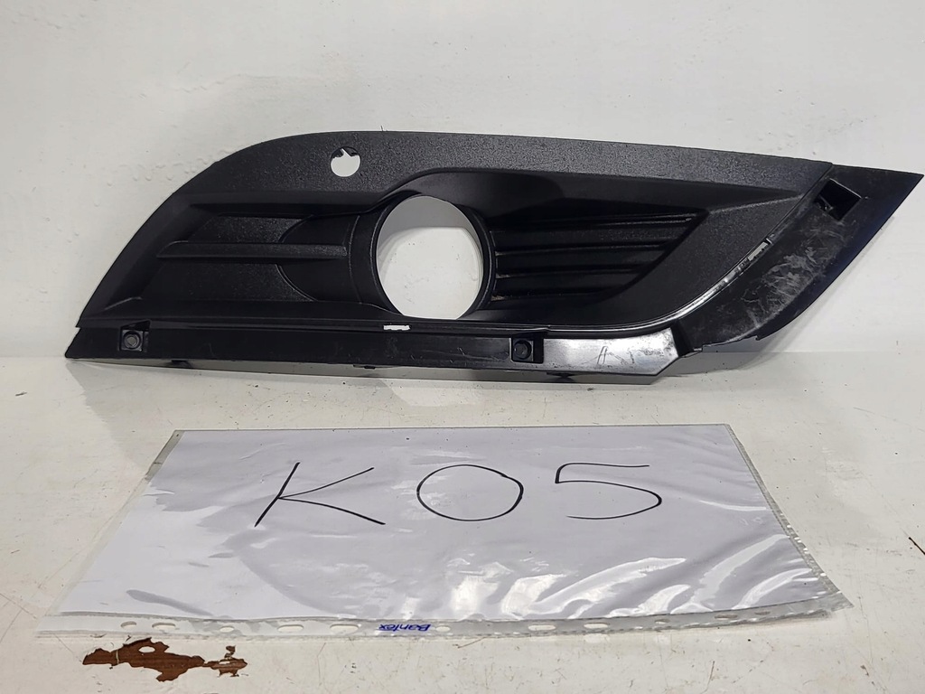 фото №1, Решётка бампера правая перед renault talisman 2015- 261a27718r