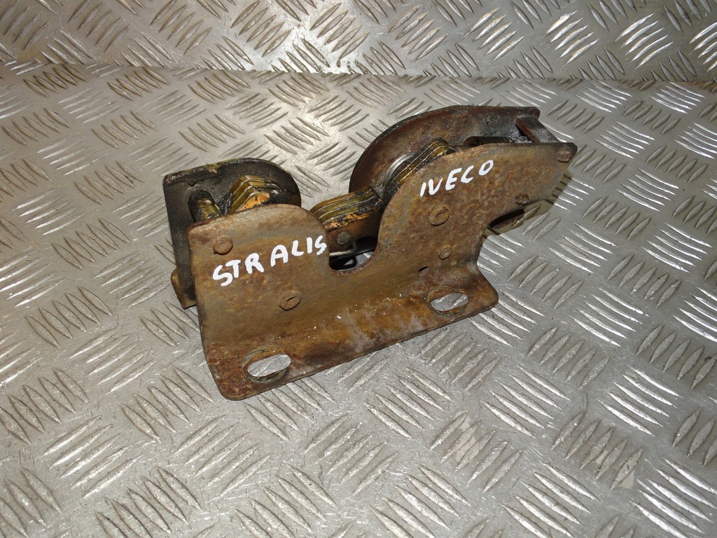 фото №1, Iveco stralis 02-12 e3/4/5 замок кабіни