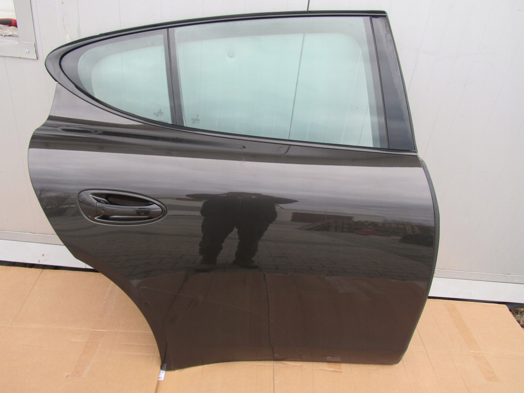 фото №1, Porsche panamera 970 двері правий задня 97053252201