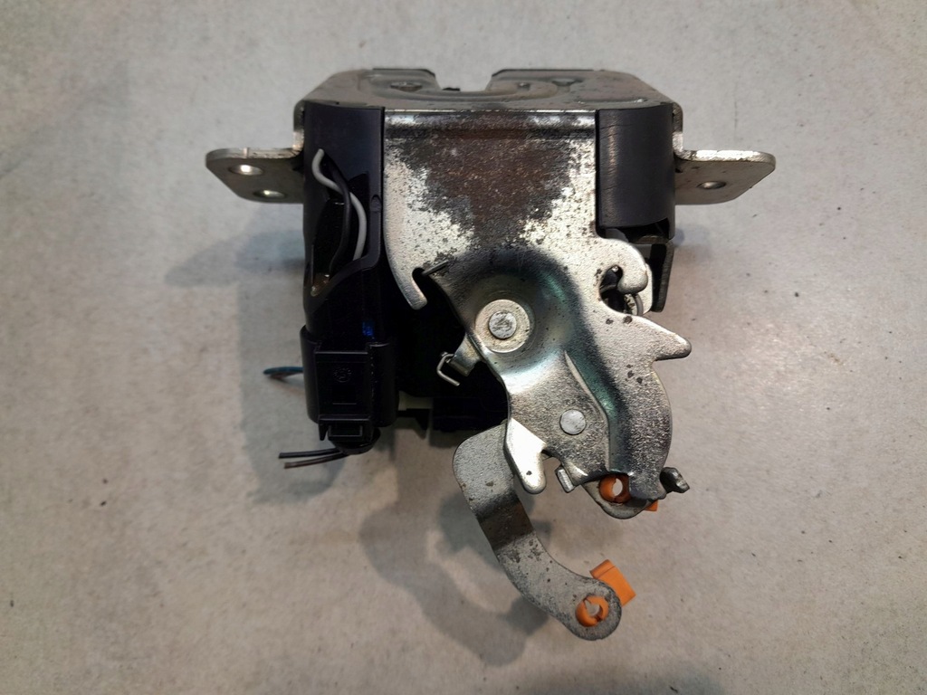 фото №8, Замок кришки багажника colt vi mr959190