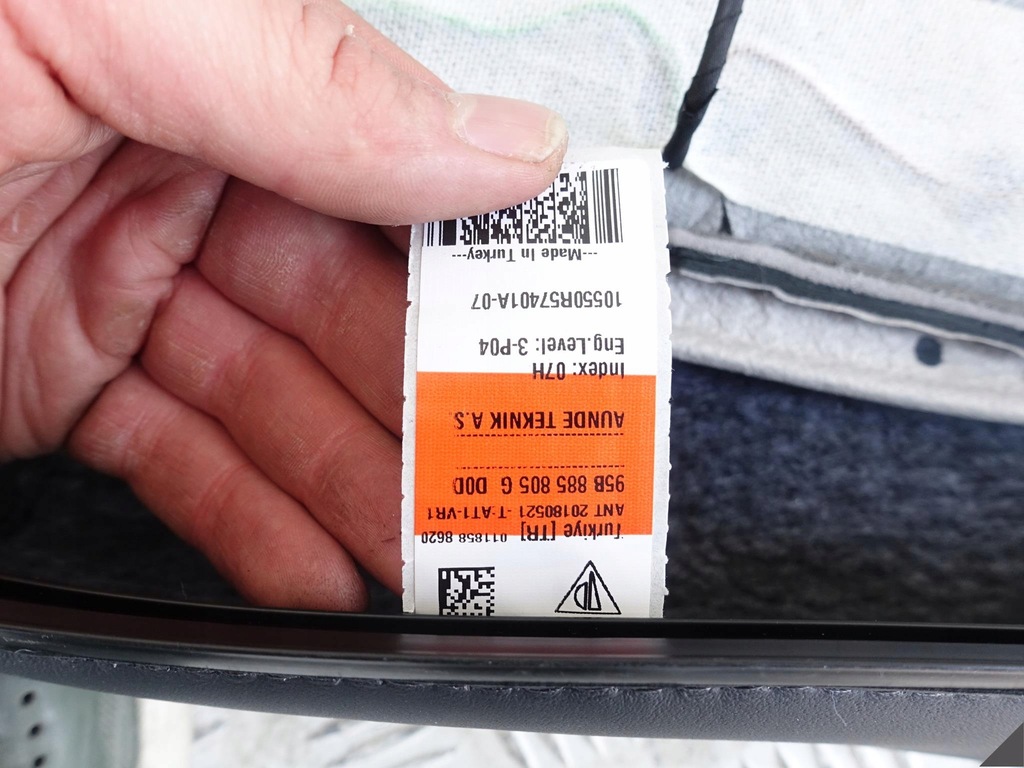 фото №7, Porsche macan кожа спинка обивка задняя czarna