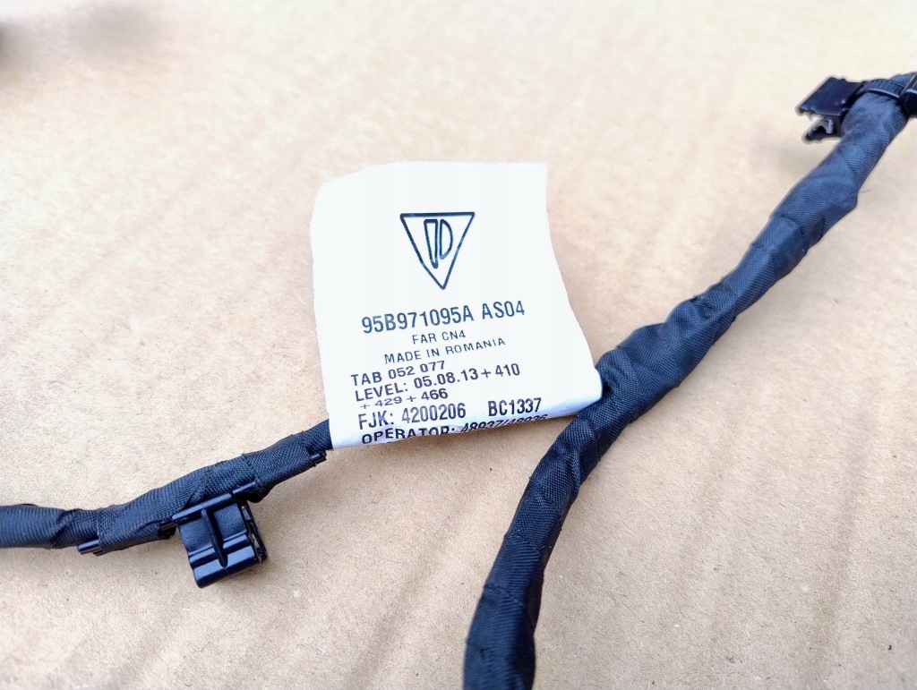 Macan 95b электропроводка жгут датчиков парковки pdc бампера перед nowa Недорого