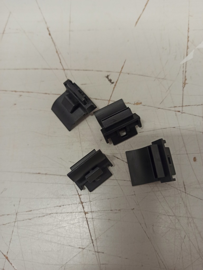 Купити Пряжка захист багажника mercedes w211 a2116980114 aso org