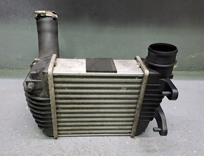 Купить Audi оригинальный номер 4f0145806r радиатор воздуха