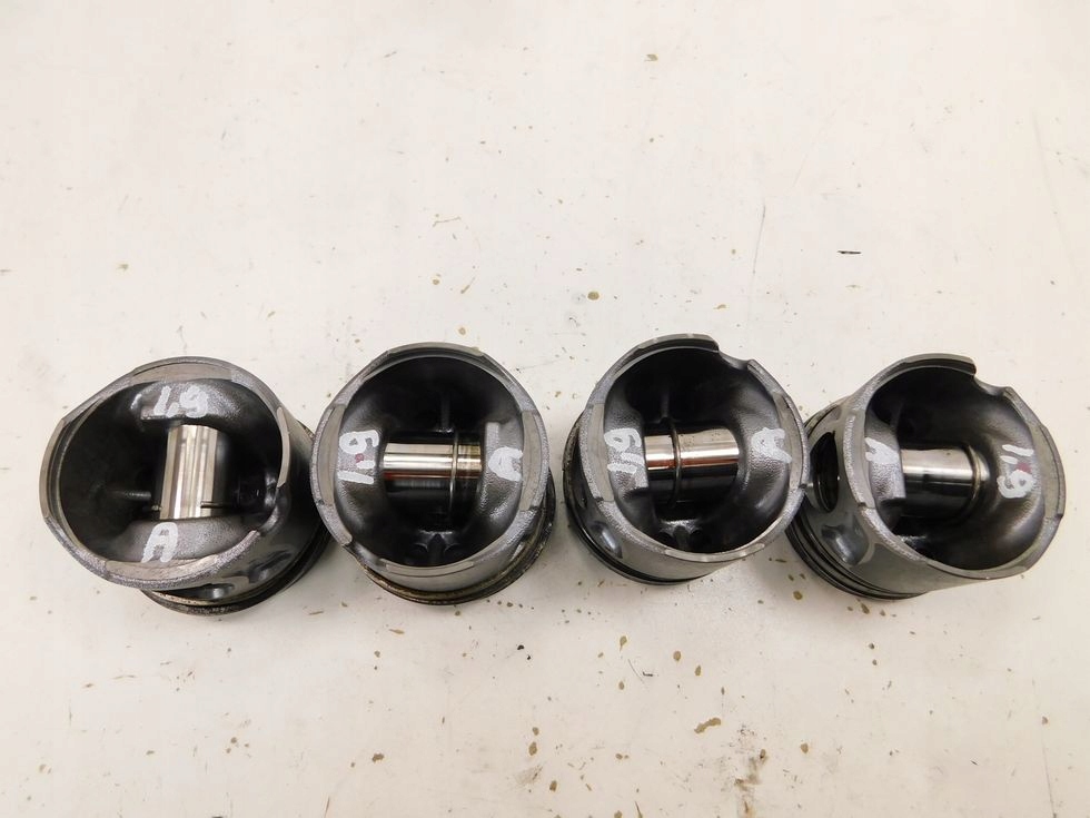 фото №13, Kpl 4 поршневі alfa romeo 159 1.9 jtdm поршень