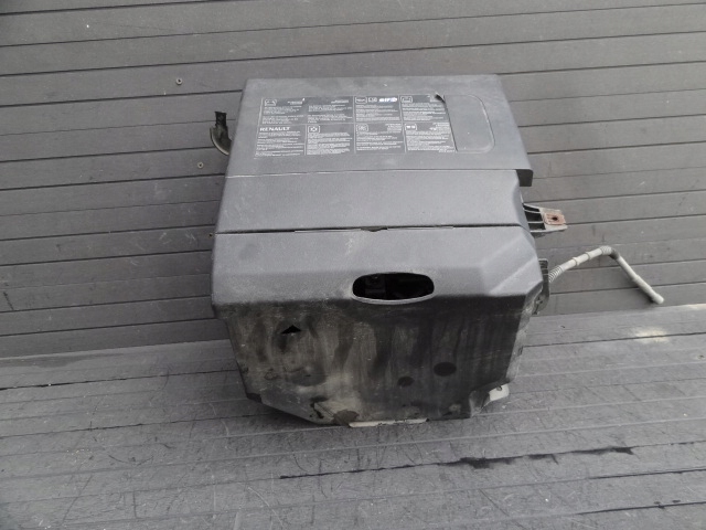 фото №1, Renault fluence 2011 1,5 dci корпус акумулятор