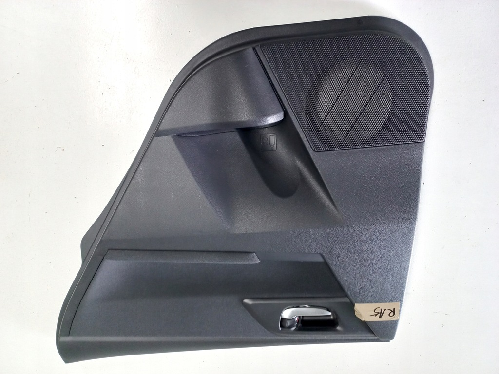 фото №1, Обшивка двері задня правий toyota auris ii