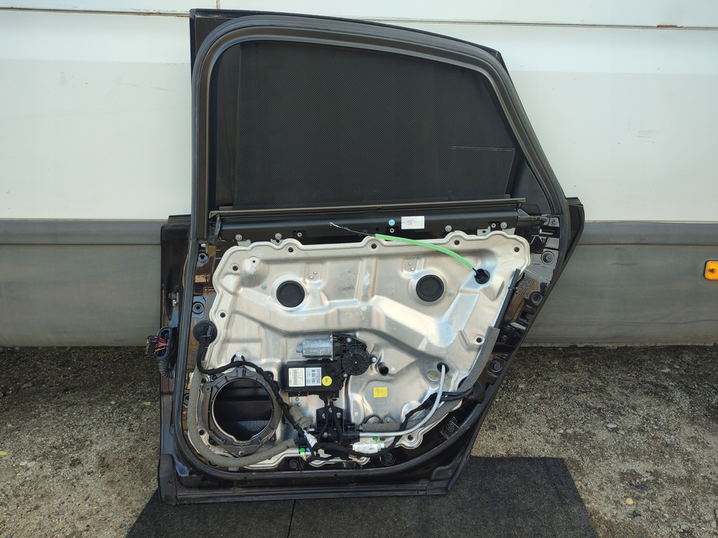 фото №12, Дверь правый задняя полный audi a8 d3 lz9x