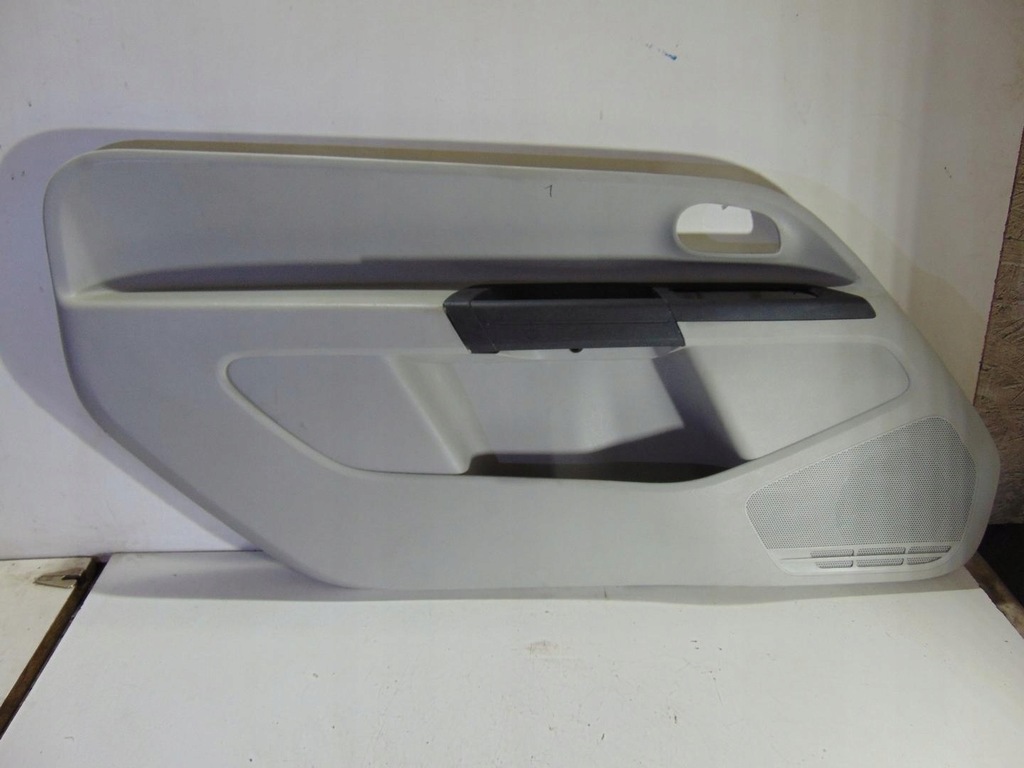 фото №1, Обивка дверь левая up citigo mii