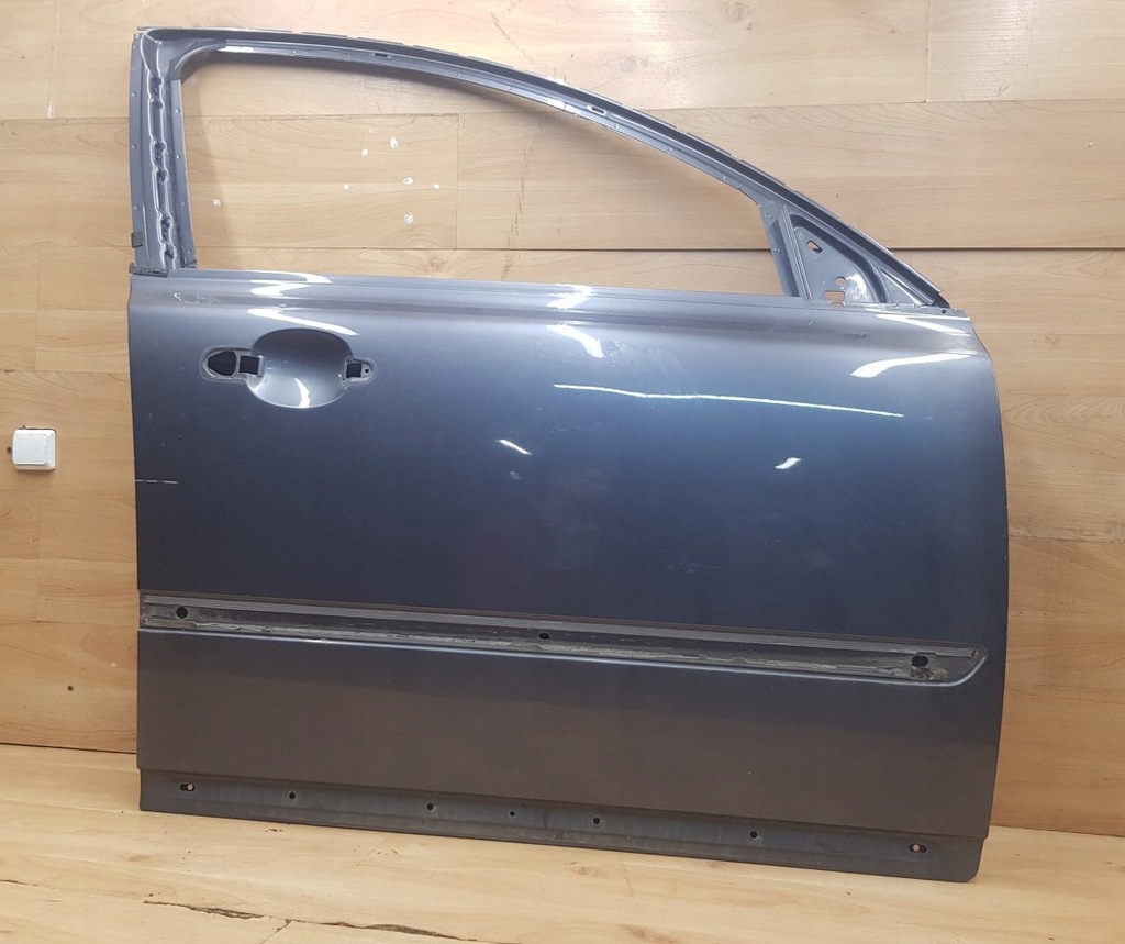 фото №1, Дверь перед передние правое volvo v50 236