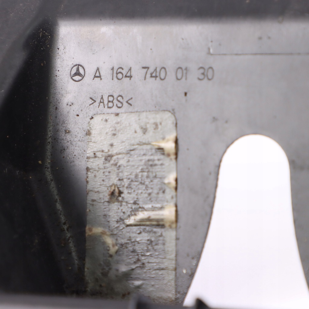 фото №11, Mercedes w164 захист замка молдинг кришки a1647400130