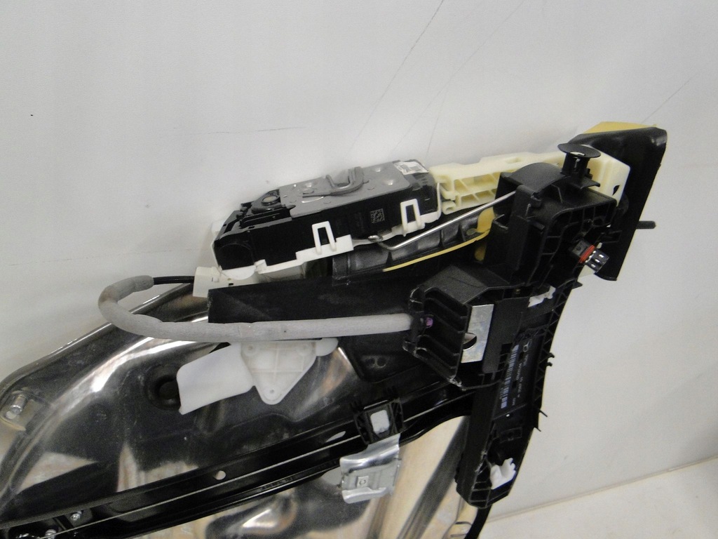 фото №10, Mercedes e 212 w212 lift вкладыш дверь передние p