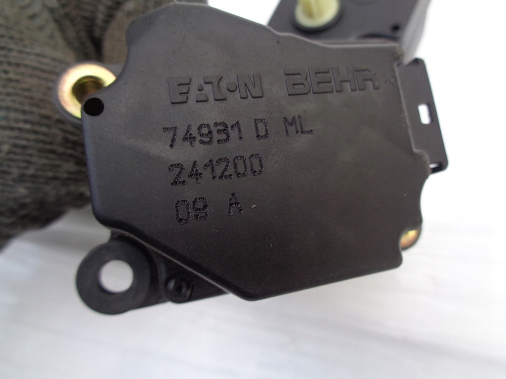 фото №11, Моторчик кришки обдув обігрівача volvo v70 ii