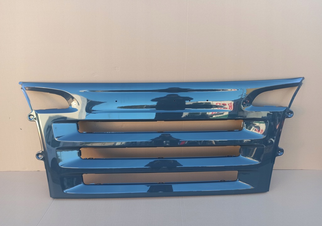 фото №2, Scania r капот решётка радиатора решётка радиатора лист