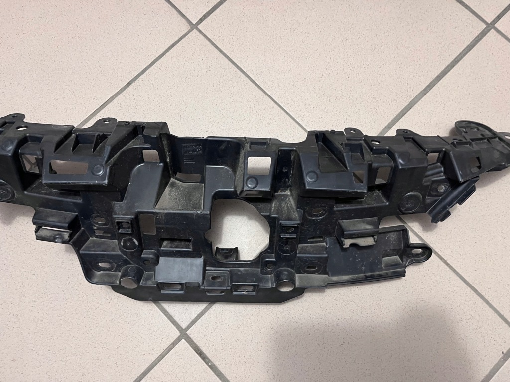 фото №10, Підсилювач решітка радіатора каркас напрямна бампера перед toyota corolla e21 hb kombi