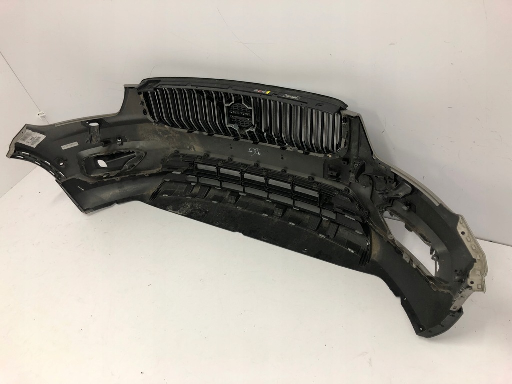 фото №6, Volvo xc40 przed lift 2017- бампер передній