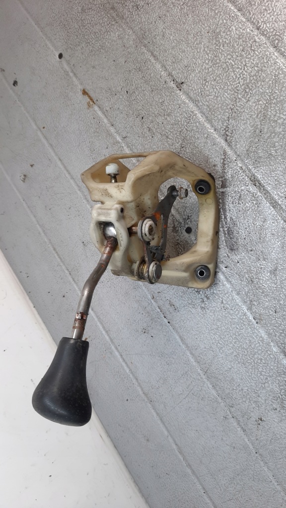 фото №1, Домкрат переключения передач hyundai matrix i 1.5crd 03r