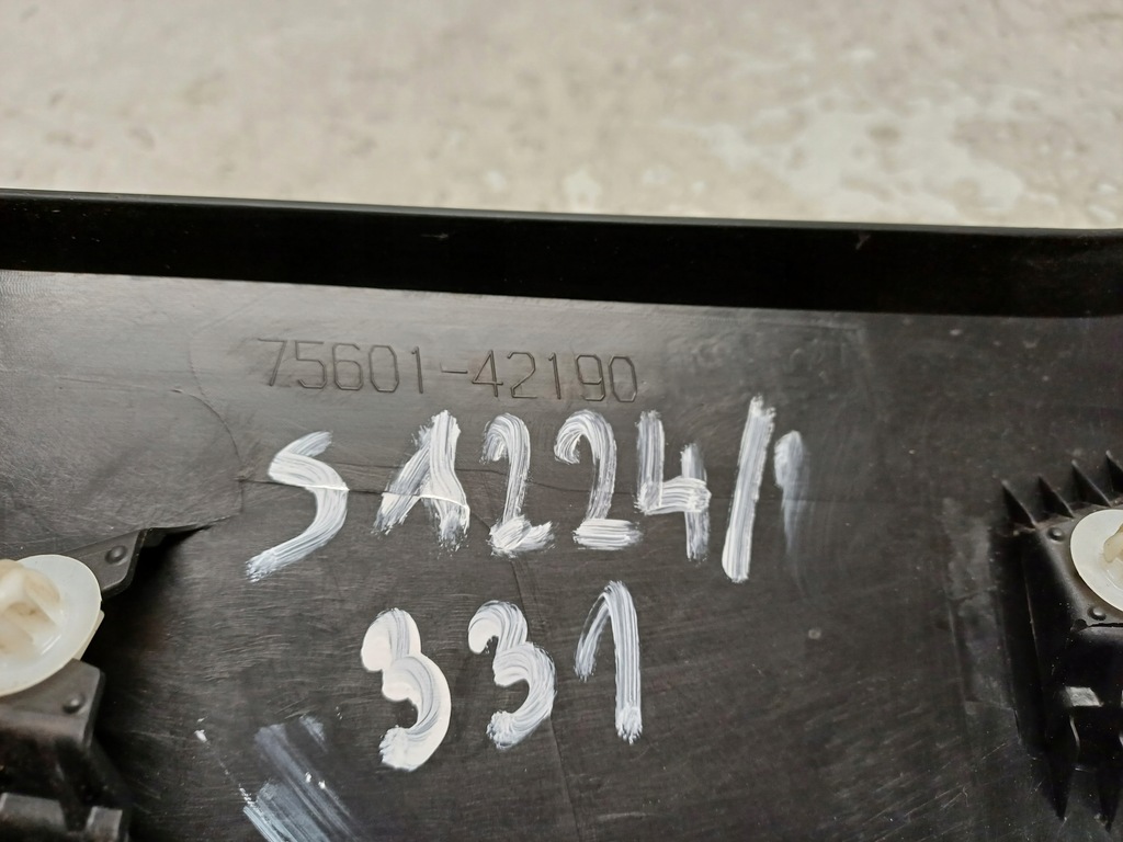 фото №8, Toyota bz4x 21- молдинг крила правий перед 7560142190