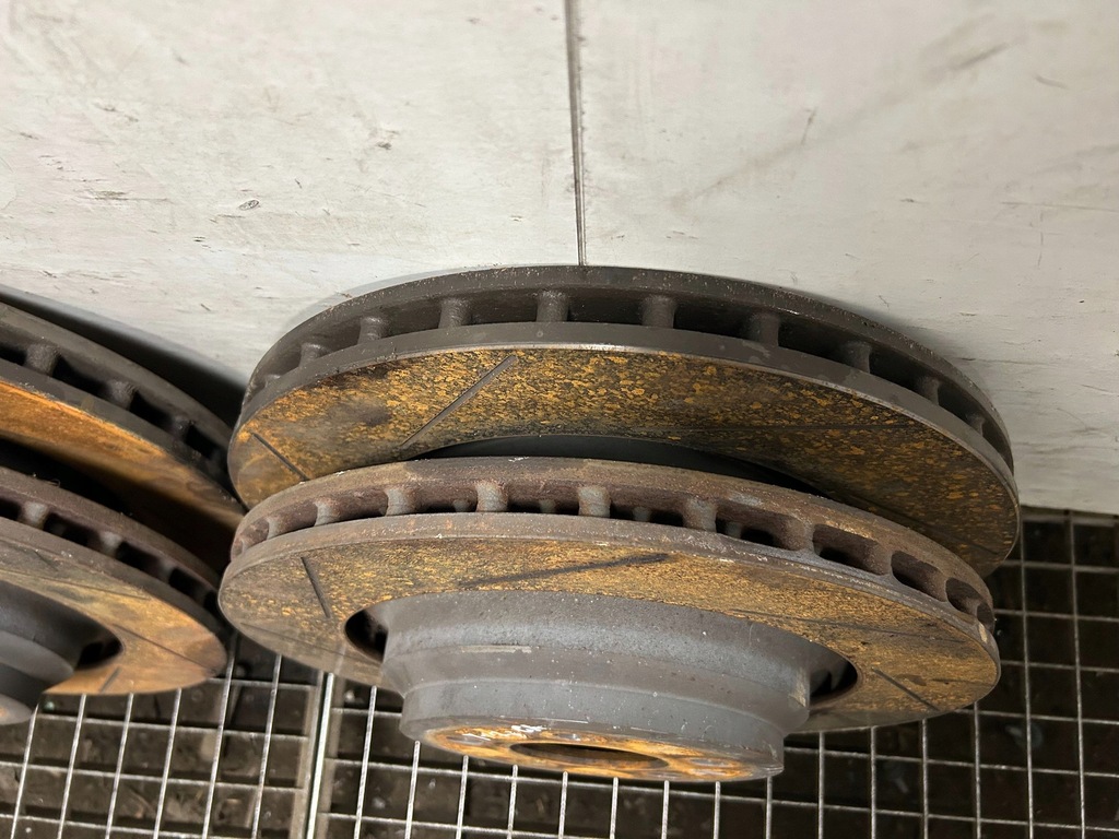 фото №13, Dodge charger набір диск i супортів гальмівних p05181955aj 2018 brembo