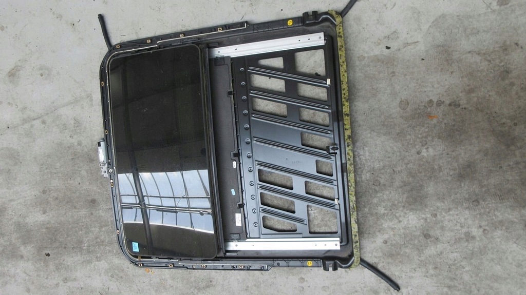 фото №1, Mercedes cls w219 люк дах a2197800029