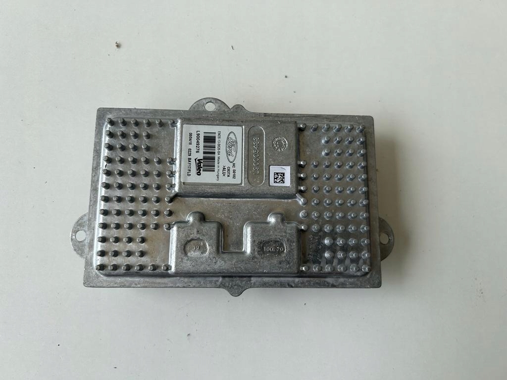 фото №1, Ford mondeo s-max перетворювач модуль led 90049276