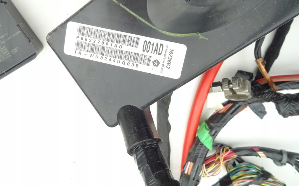 фото №3, 2015 challenger жгут электропроводка салона колодка