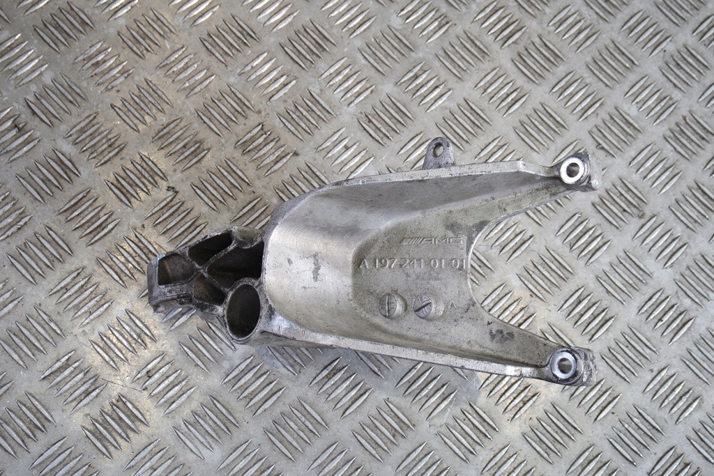 фото №1, Кронштейн коробки mercedes sls amg w197 a1972410101