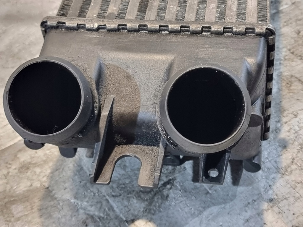 Интеркулер радиатор воздуха оригинальный номер 9645965180 citroen berlingo 1 fl 1.6 hdi с Разборки